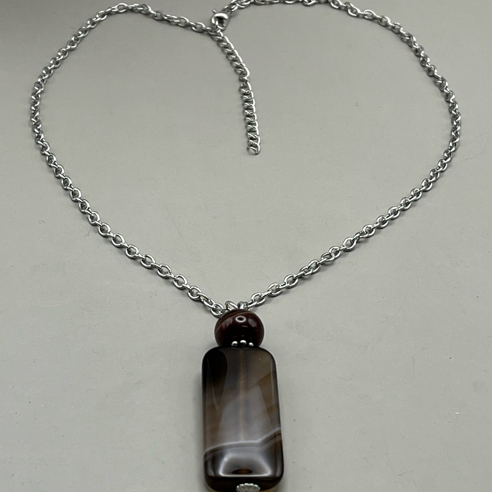 Banded Agate Pendant Necklace Silver Tone Chain Statement Jewelry Boho Chic - Picture 3 of 5